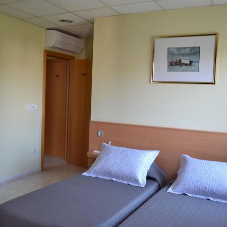 Hostal Bartis Figueres  Phòng bức ảnh